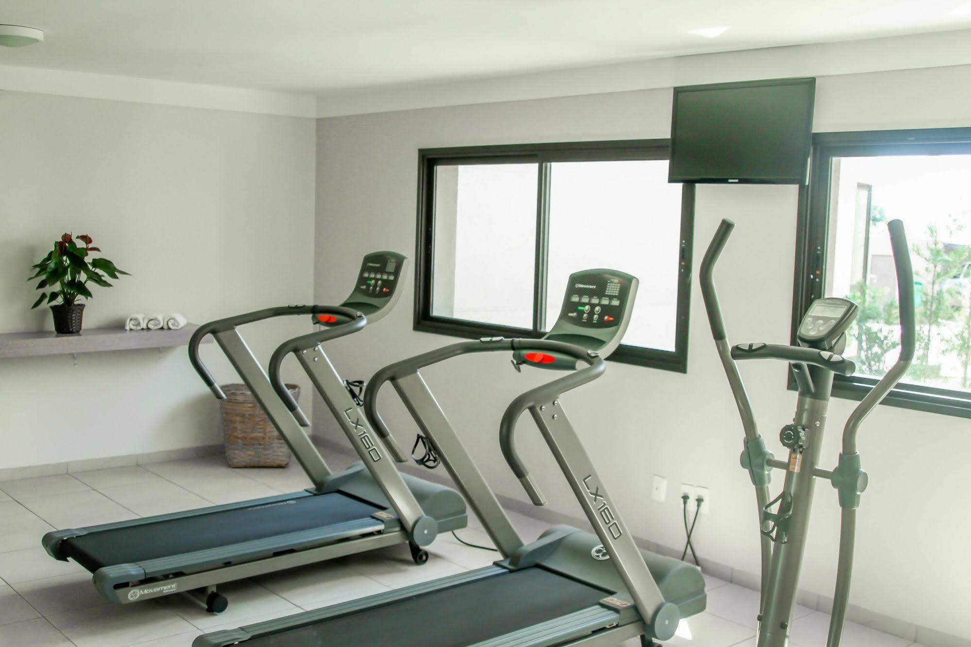דוראדוס Gales Park Hotel מראה חיצוני תמונה