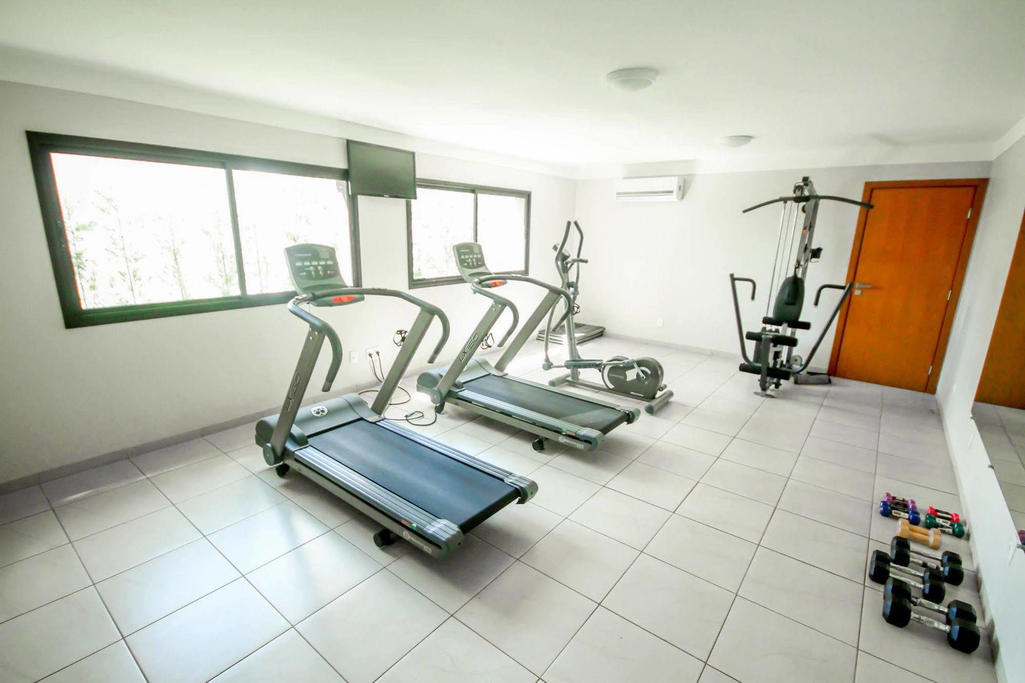 דוראדוס Gales Park Hotel מראה חיצוני תמונה